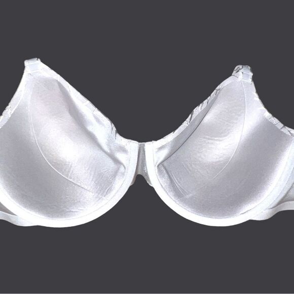 Bali gray underwire bra excellent condition. - Picture 4 of 5